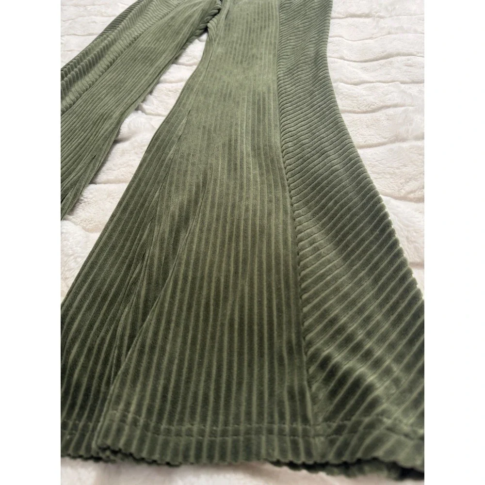 No Boundaries Ribbed Velvet Flare Pants Green Pull On Stretch Boho Y2K Large